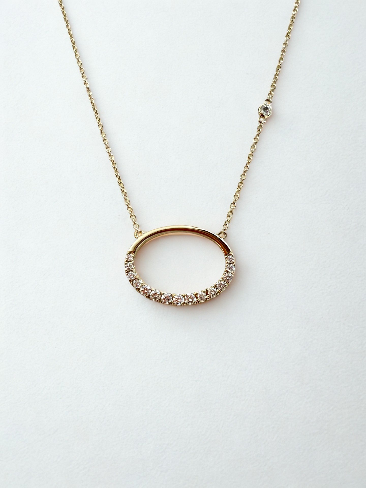 Fashion Oval Diamond Pendant